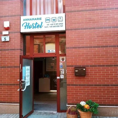 Annamarie Vandrarhem *