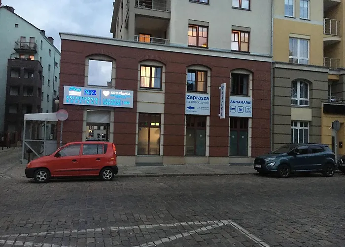 Annamarie شتشيتسين